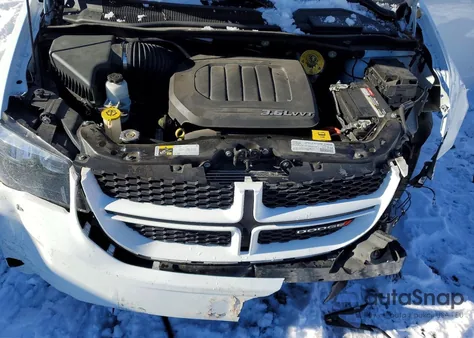 2018 Dodge Grand Caravan Gt from USA, damaged, VIN 2C4RDGEG0JR145931